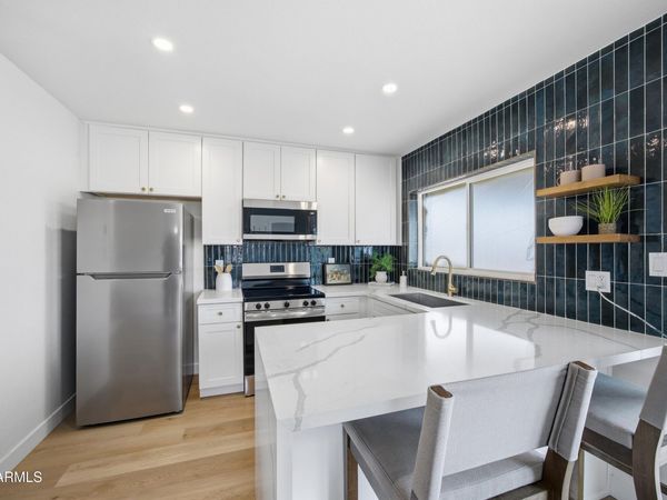 4316 E GROVE Street, Phoenix, AZ 85040