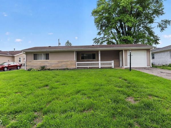 322 Meadow Lane, Plainfield, IN 46168