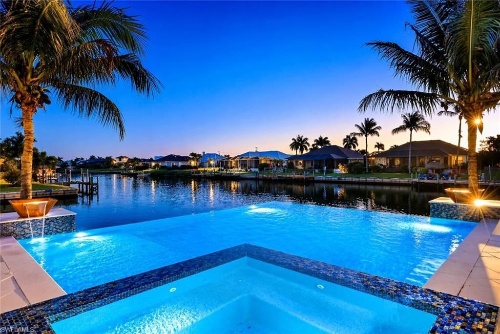 2801 SW 39th Ter, Cape Coral, FL 33914 Photo