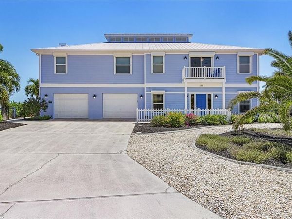 2096 Macadamia ST , ST. JAMES CITY, FL 33956