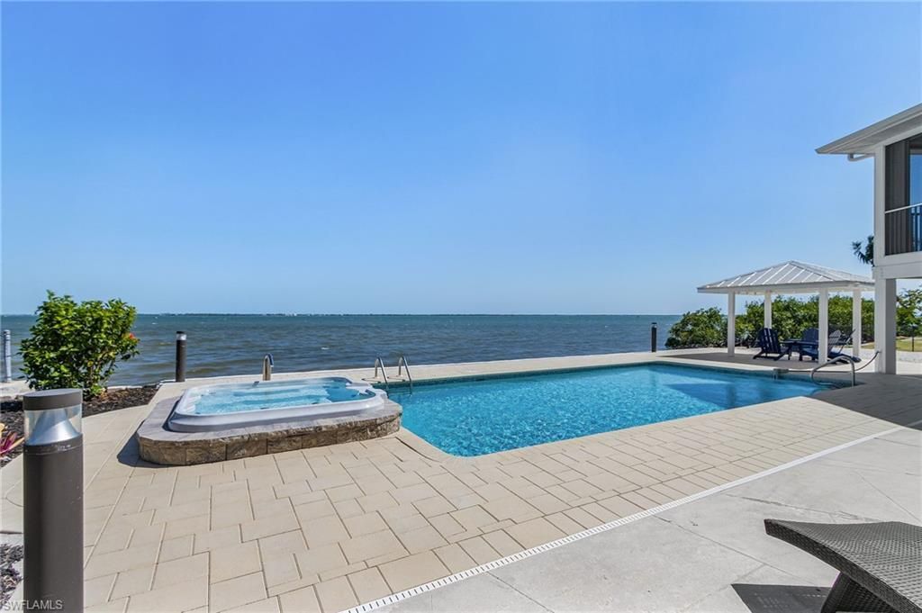 2096 Macadamia St, Saint James City, FL 33956 Photo