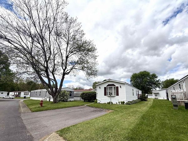 48 Colony Drive, Fredericktown, OH 43019