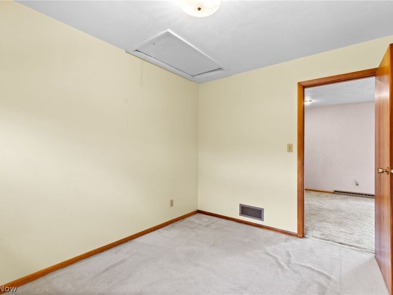 267 Kings Drive, Steubenville, OH 43952 Photo 18