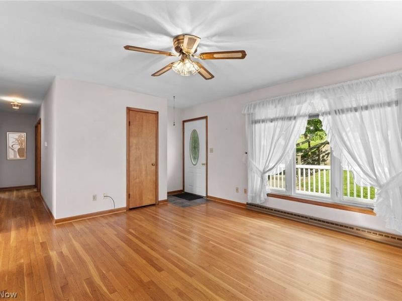 267 Kings Drive, Steubenville, OH 43952 Photo 5