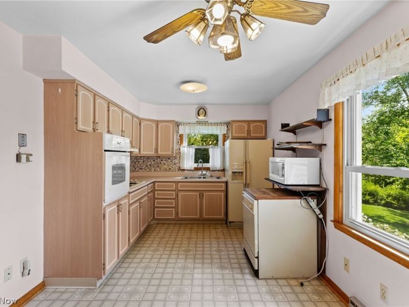 267 Kings Drive, Steubenville, OH 43952 Photo 9