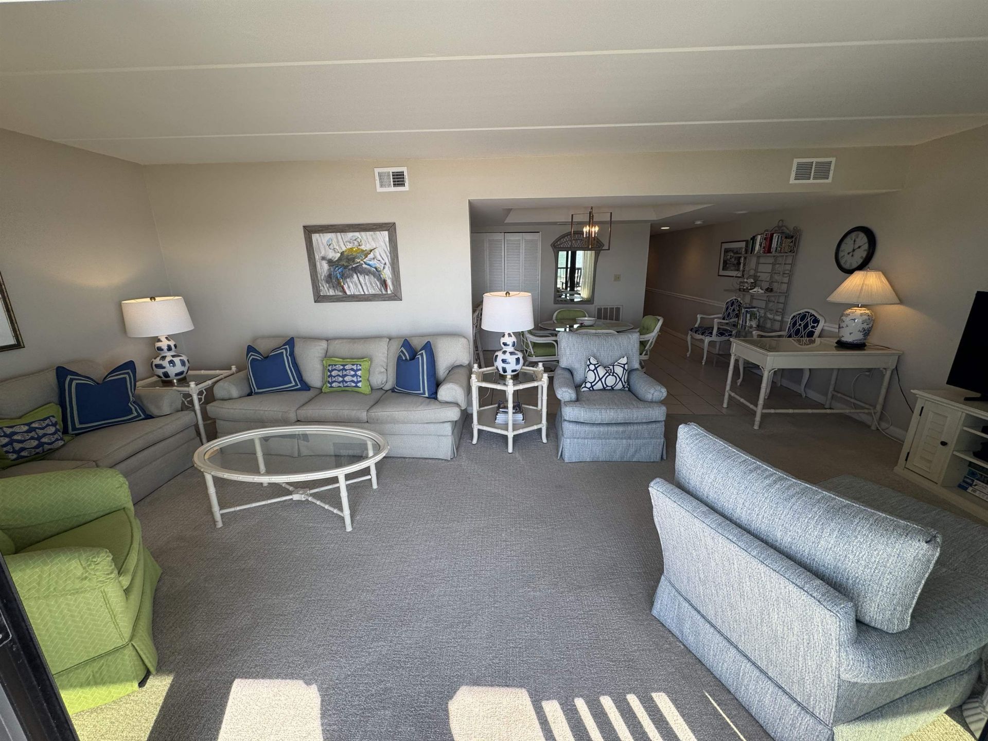 647 Norris Dr. Photo 11