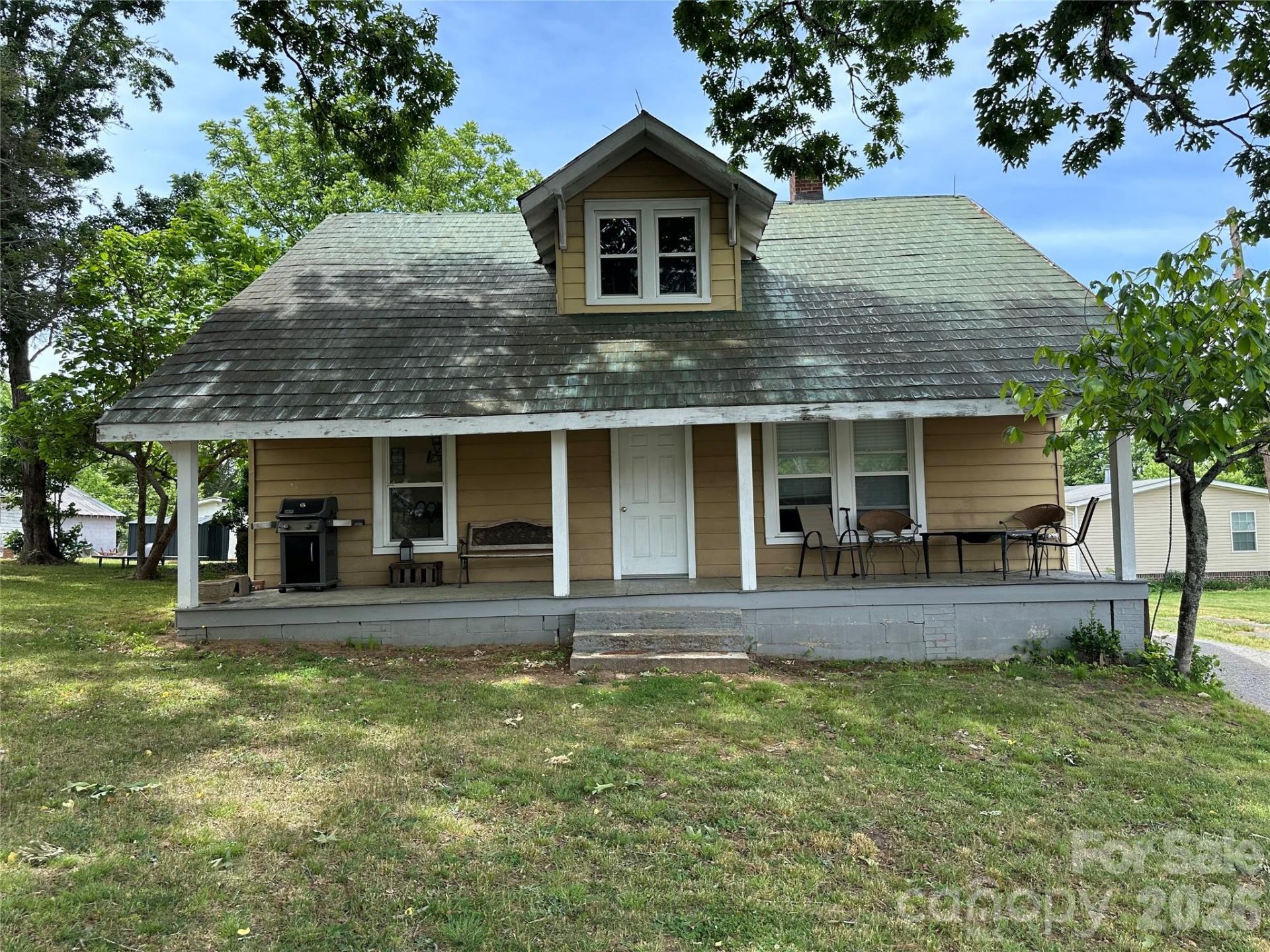 5149 Boone Trail, Millers Creek, NC 28651 Main Photo