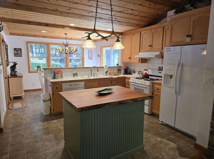 644 W Burnt Cedar Road, Lake Almanor, CA 96137 Photo