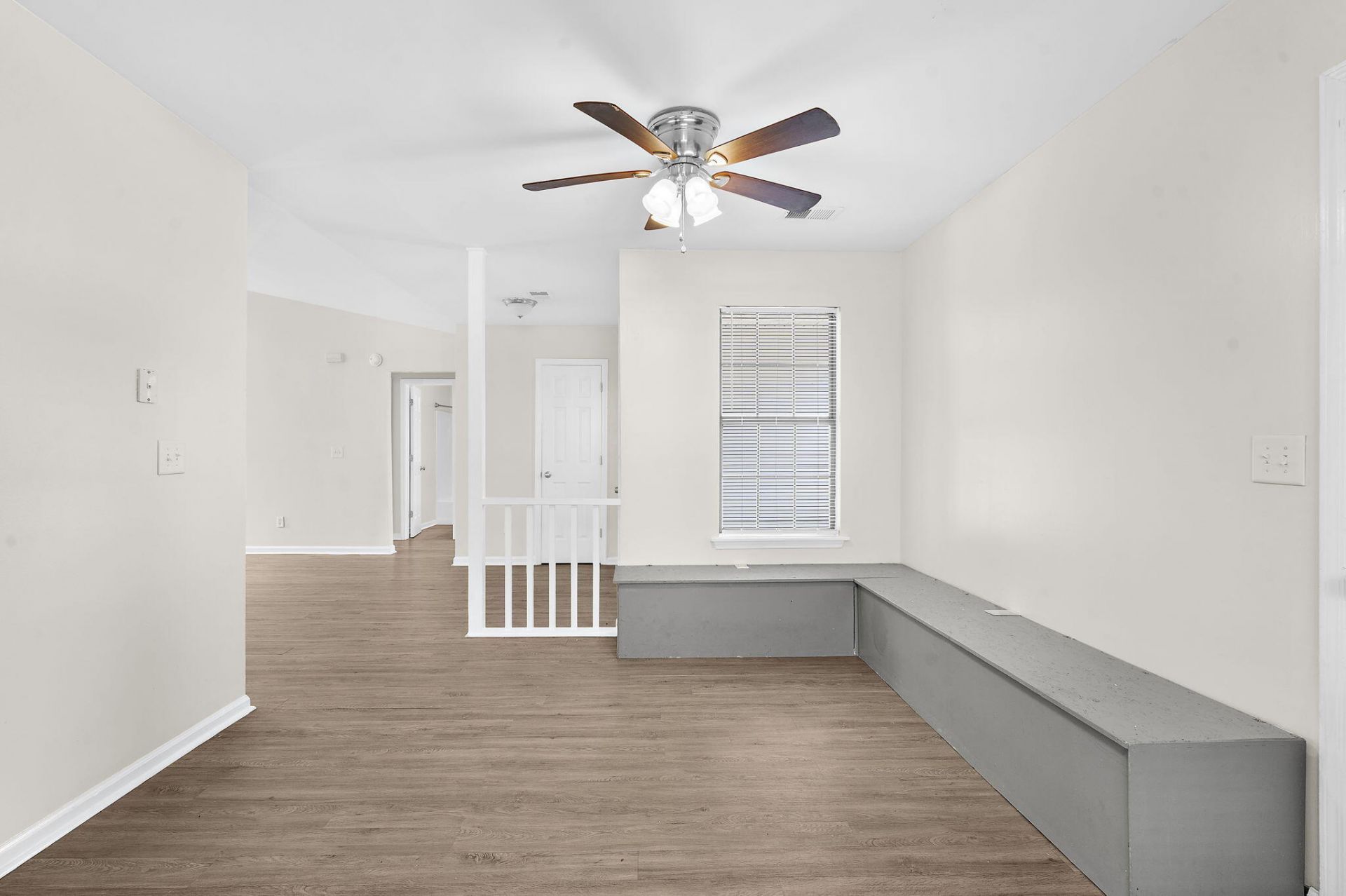 116 Lancelot Hall Photo 10