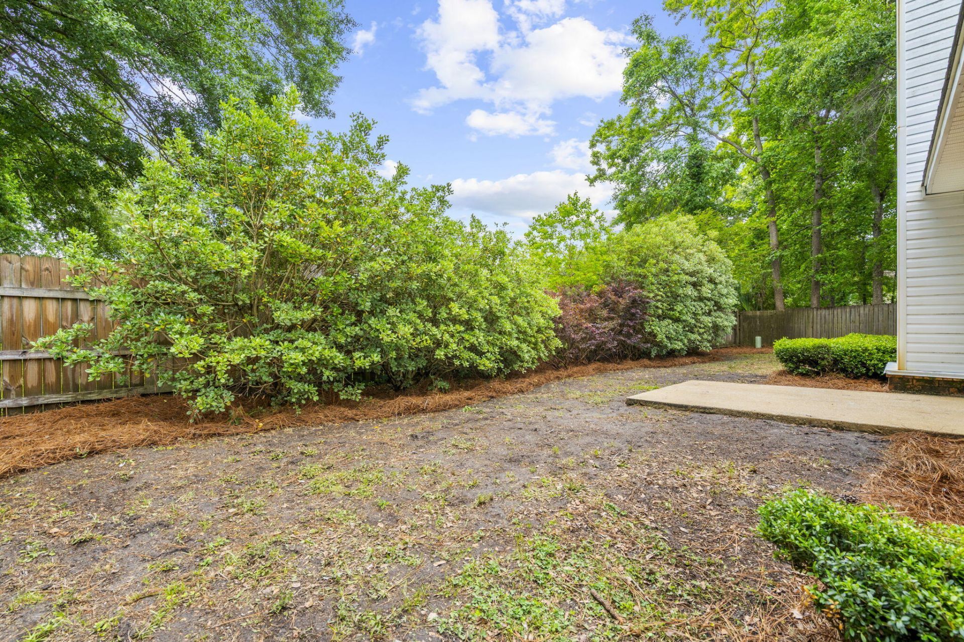 116 Lancelot Hall Photo 22