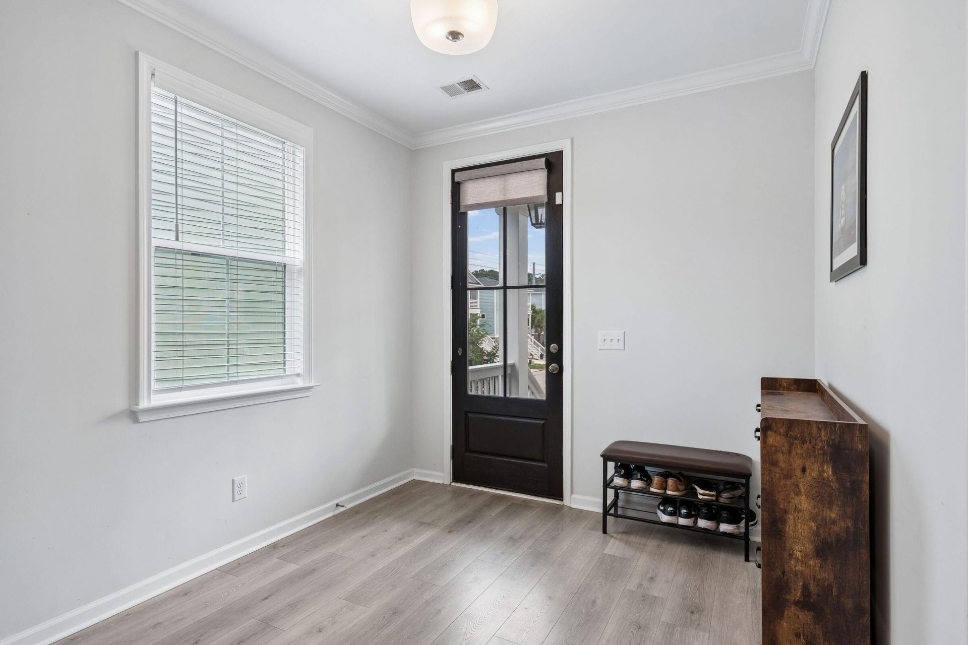 1135 Oak Bluff Avenue Photo 11