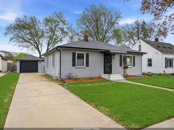 1802 ADAMS STREET, Appleton, WI 54915