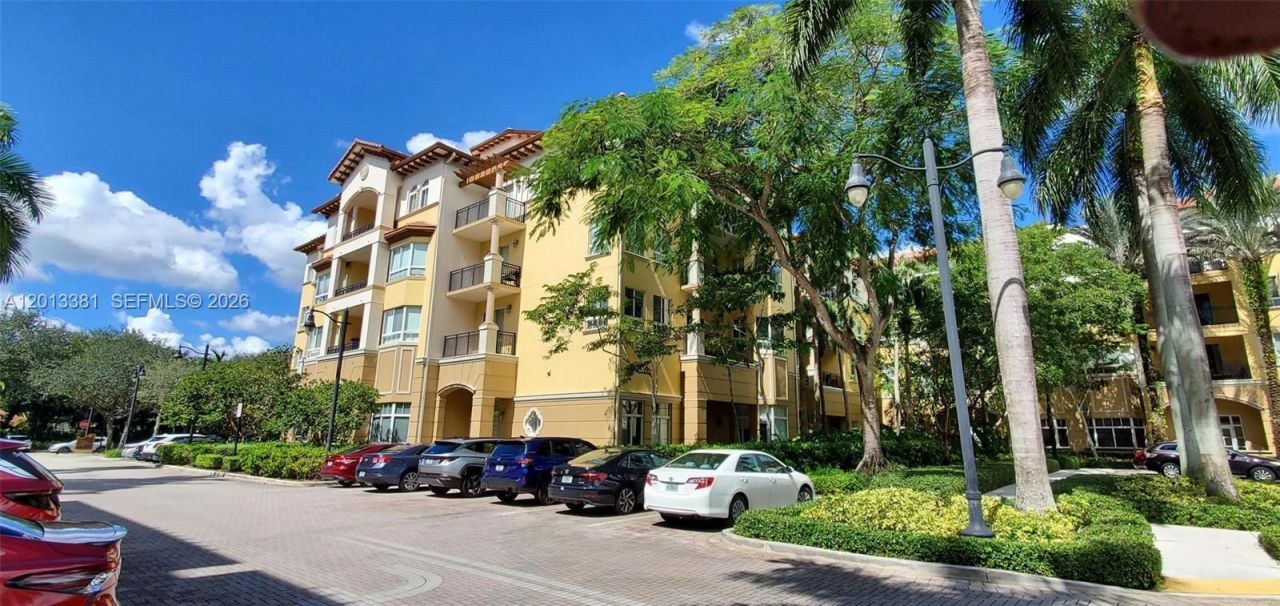 16102 Emerald Estates Dr , Unit 428, Weston, FL 33331 Photo