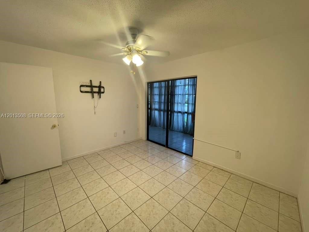 809 NE 199th St , Unit 105-7, Miami, FL 33179 Photo