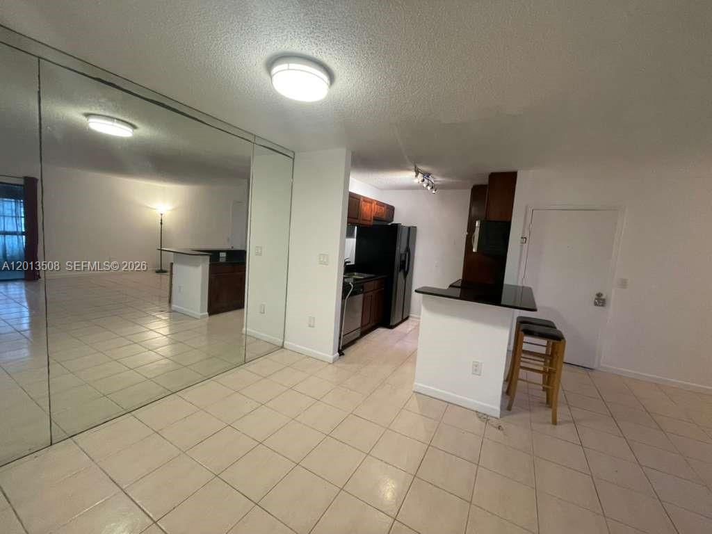 809 NE 199th St , Unit 105-7, Miami, FL 33179 Photo