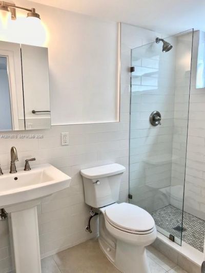 517 Menendez Ave, Unit -, Coral Gables, FL 33146 Photo