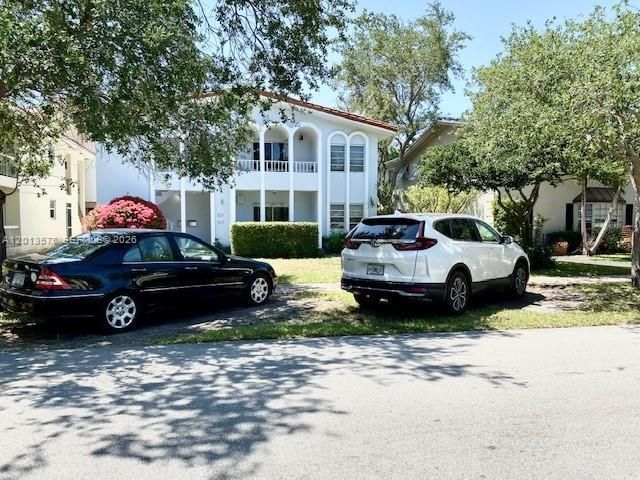 517 Menendez Ave, Unit -, Coral Gables, FL 33146 Photo