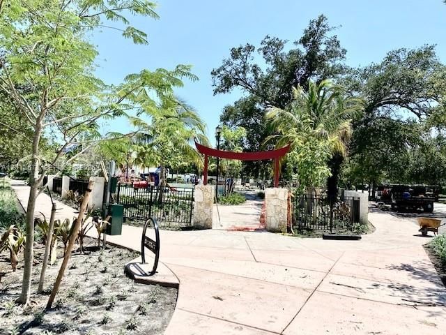 517 Menendez Ave, Unit -, Coral Gables, FL 33146 Photo