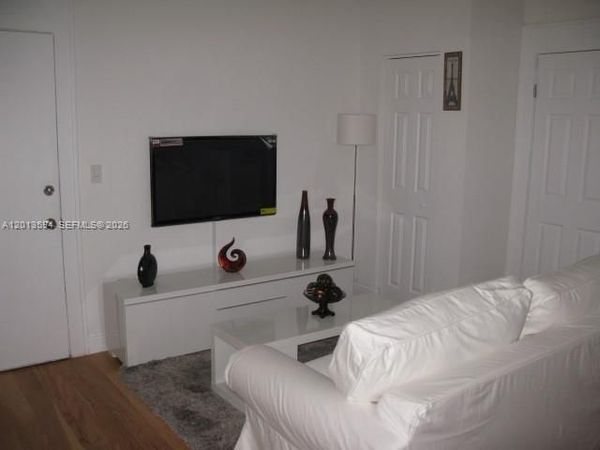 1611 Michigan Ave , Unit 13, Miami Beach, FL 33139