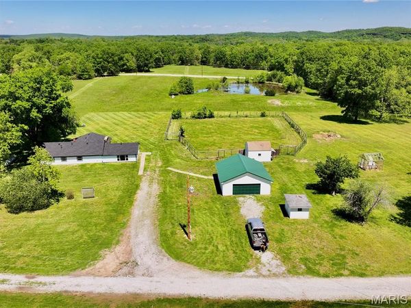 1375 SE 800 Rd. , Collins, MO 64738
