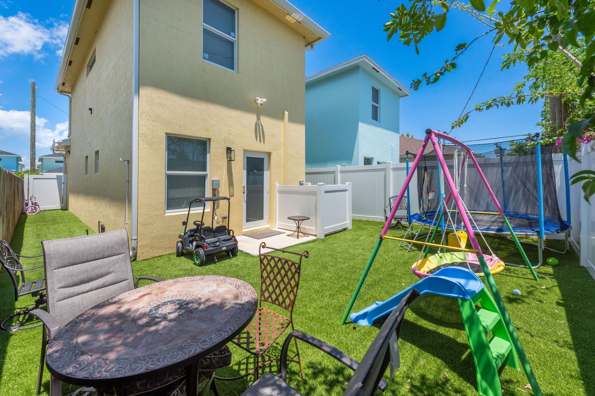 408 NW 12th Avenue, Boynton Beach, FL 33435 Photo