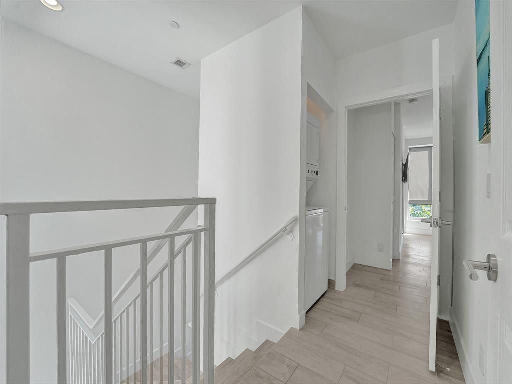 703 SE 16th Court, Fort Lauderdale, FL 33316 Photo