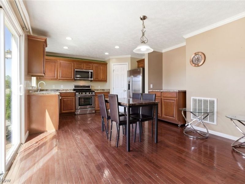 3286 Hidden Brook Drive , Ravenna, OH 44266 Photo 6