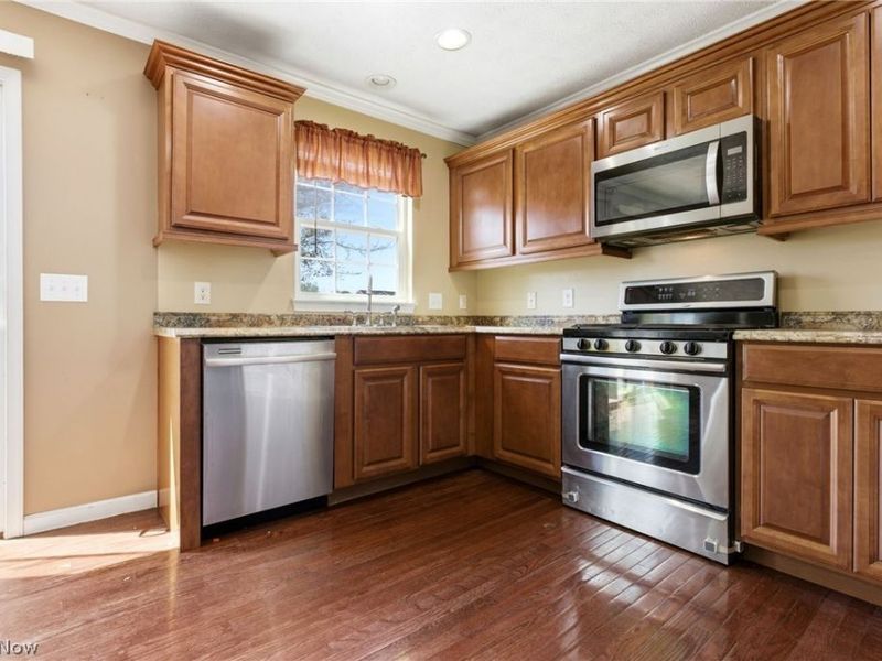 3286 Hidden Brook Drive , Ravenna, OH 44266 Photo 7