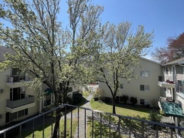 1261 Church, Unit 33, New Bedford, MA 02745