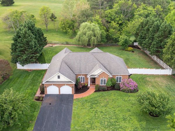 200 North Branch RD , Bedford, VA 24523
