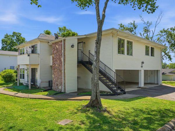 810 Bellevue Rd , Unit 202, Nashville, TN 37221