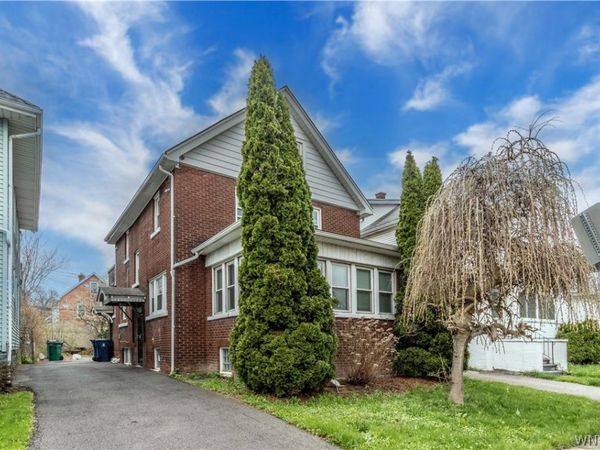 9 Hamlin Road , Buffalo, NY 14208