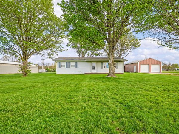 27532 May Street, Edwardsburg, MI 49112