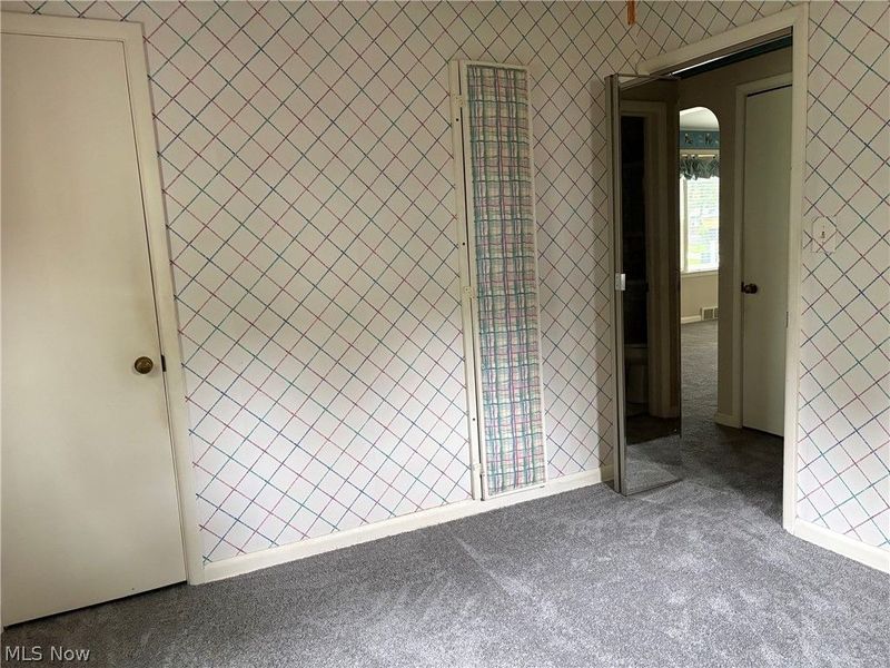 59 S Pershing Avenue, Akron, OH 44313 Photo 10