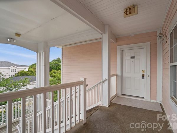 9070 Meadow Vista Road, Charlotte, NC 28213