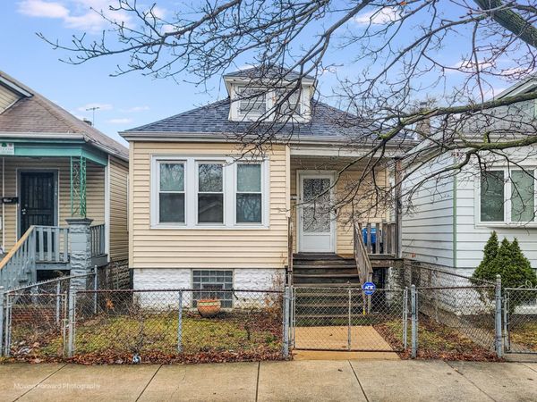 7140 S Winchester Avenue , Chicago, IL 60636