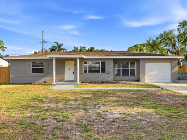 5650 47TH AVENUE N, KENNETH CITY, FL 33709
