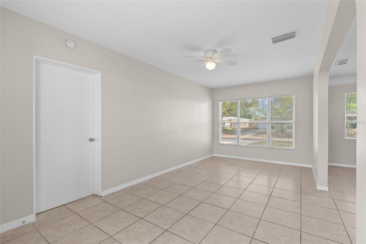 5650 47th Avenue N, Kenneth City, FL 33709 Photo