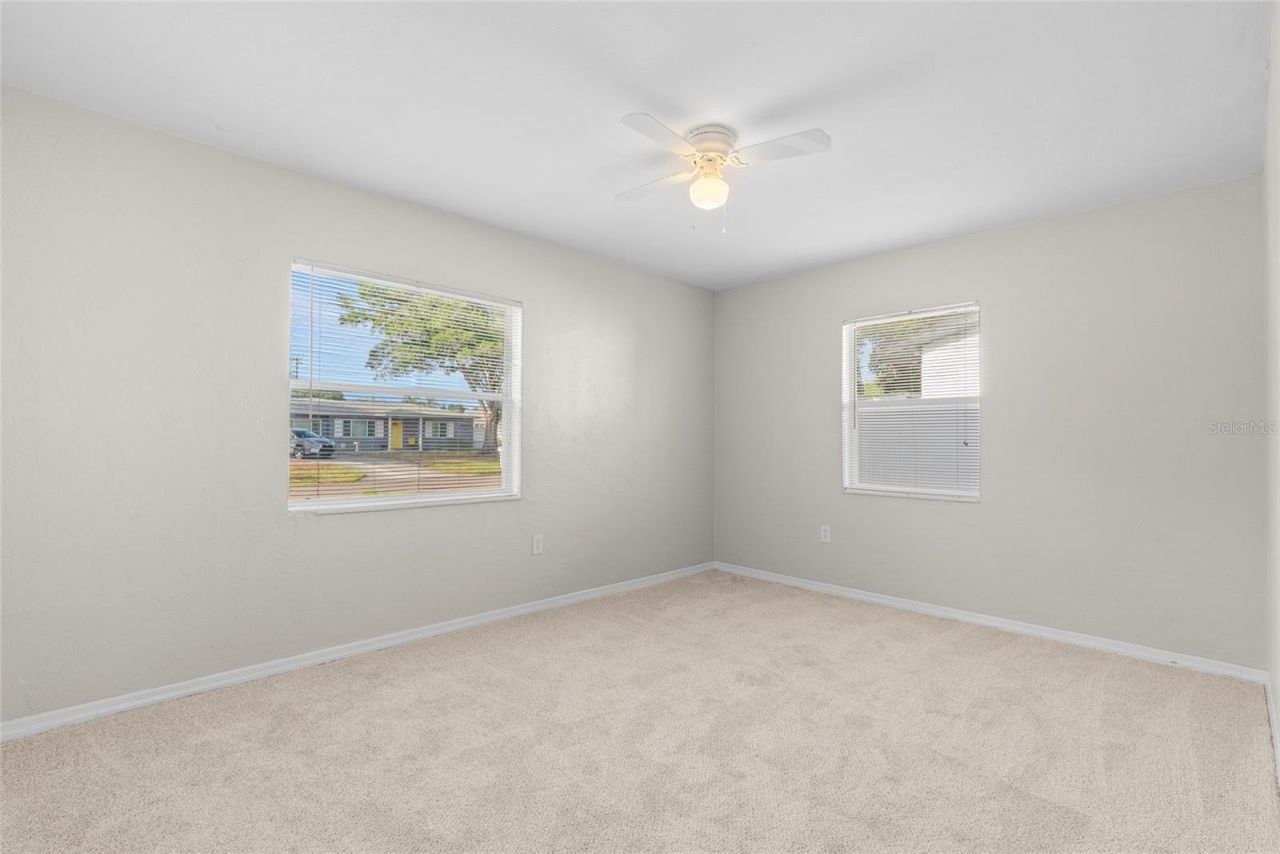 5650 47th Avenue N, Kenneth City, FL 33709 Photo