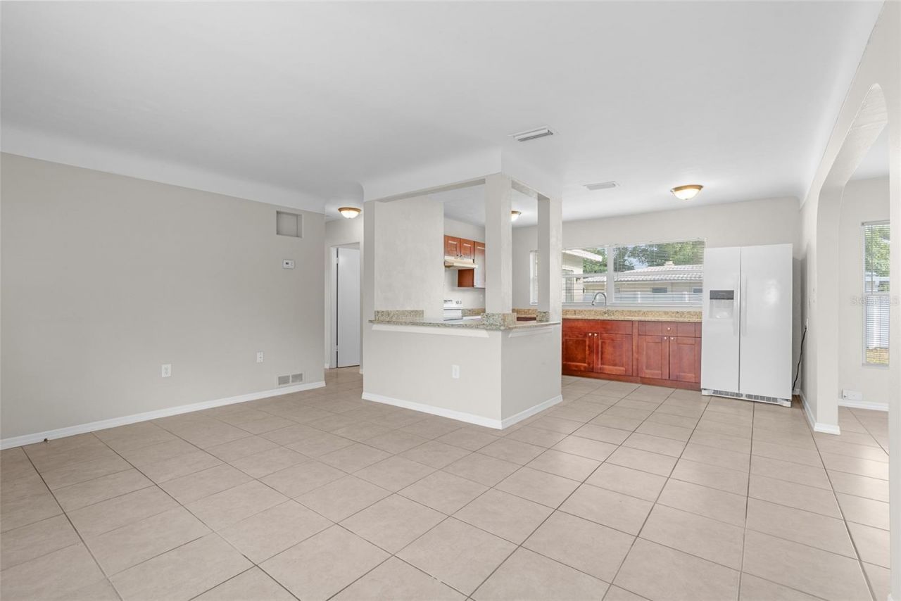 5650 47th Avenue N, Kenneth City, FL 33709 Photo