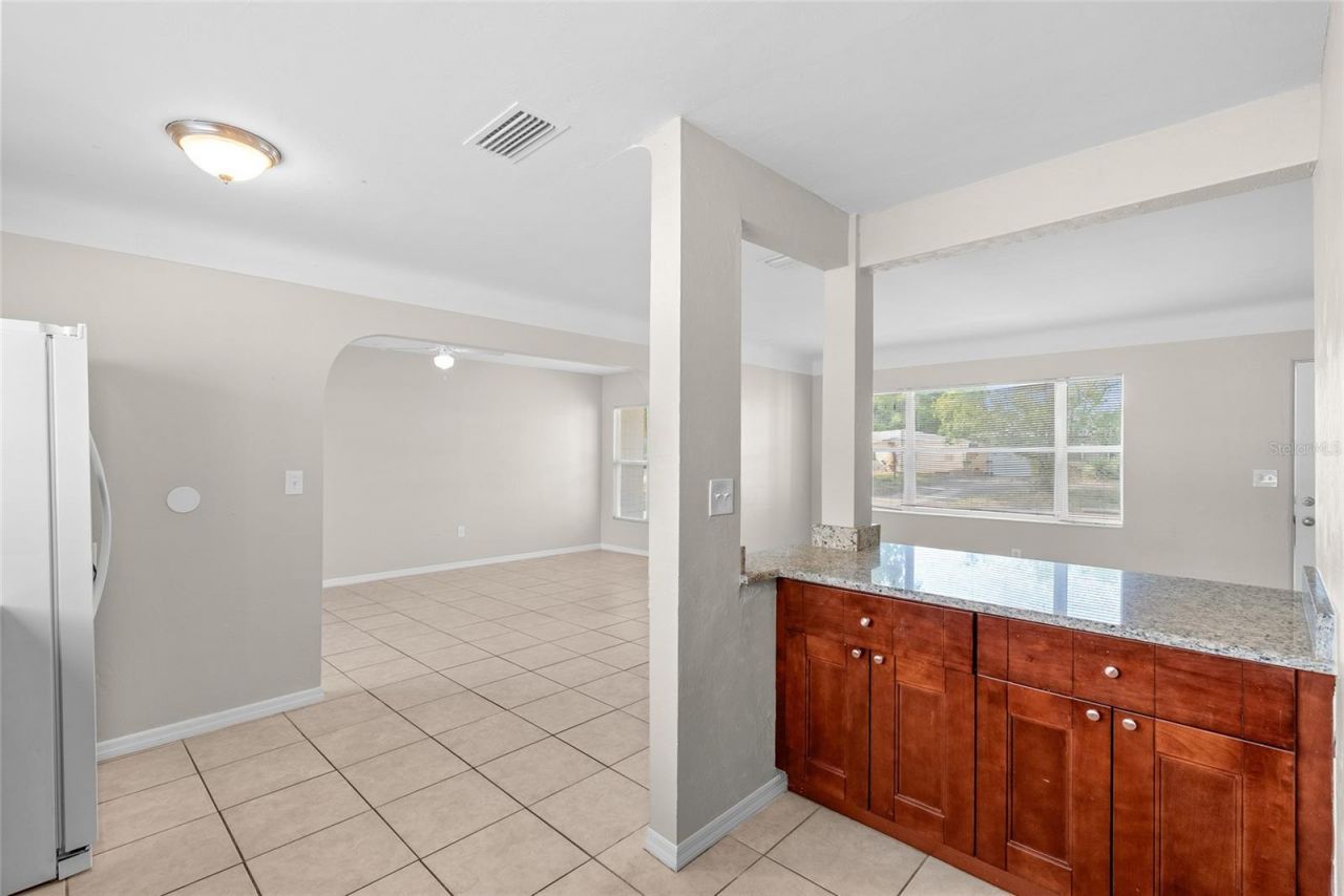 5650 47th Avenue N, Kenneth City, FL 33709 Photo