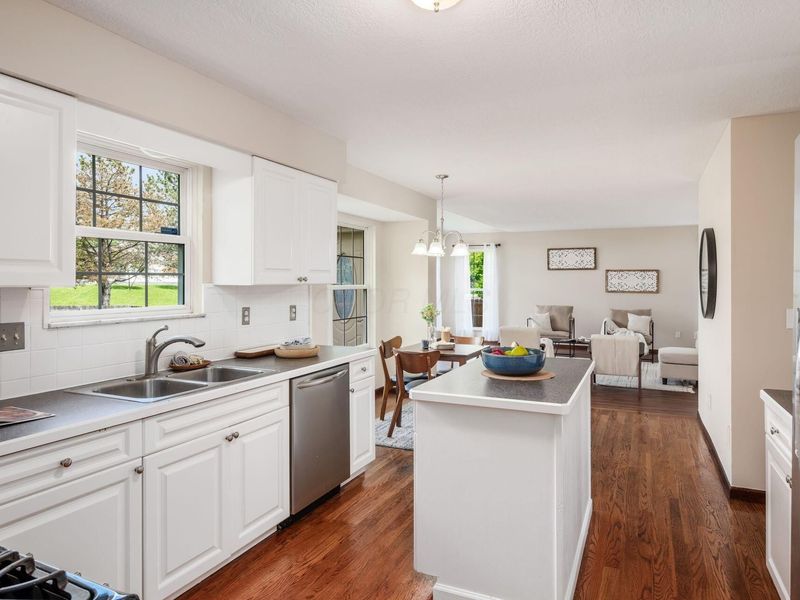12073 Bentwood Farms Drive, Pickerington, OH 43147 Photo 9