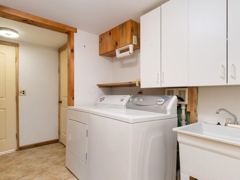 106 W Gay Street , Somerset, OH 43783 Photo 17