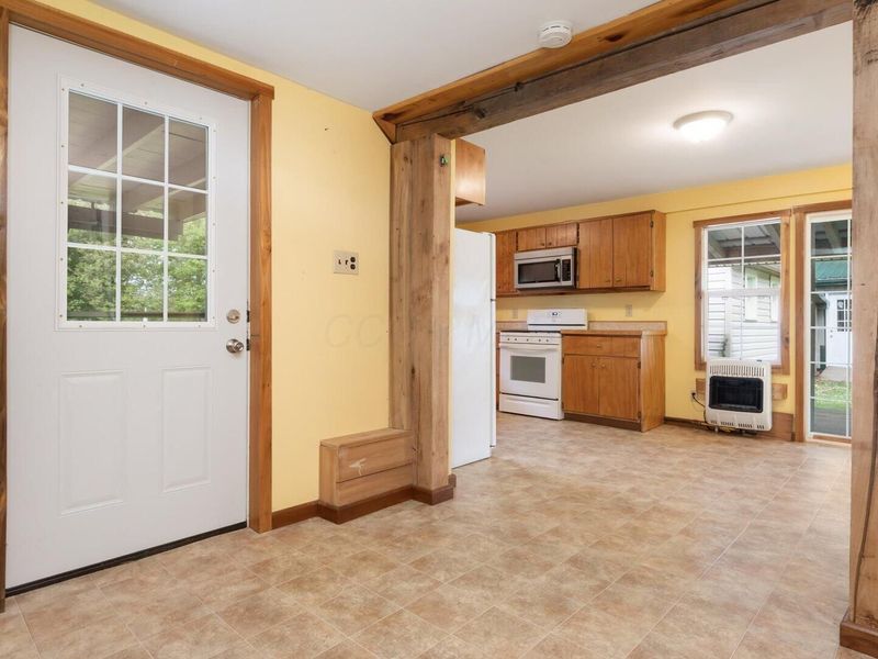 106 W Gay Street , Somerset, OH 43783 Photo 9