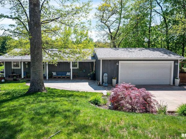 545 WHISPERING OAKS Drive, Groveland, IL 61535