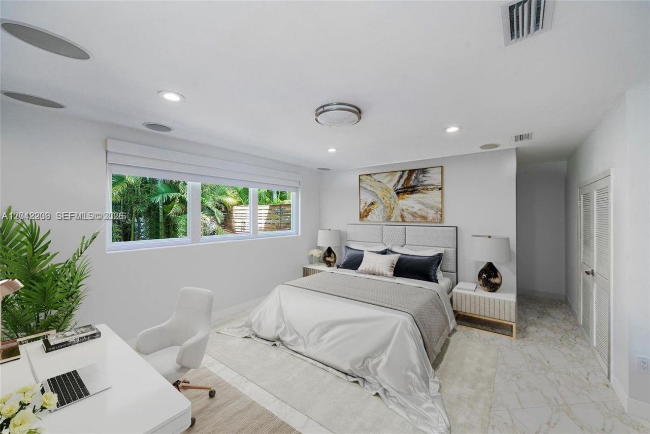 530 Sabal Palm Rd , Miami, FL 33137 Photo