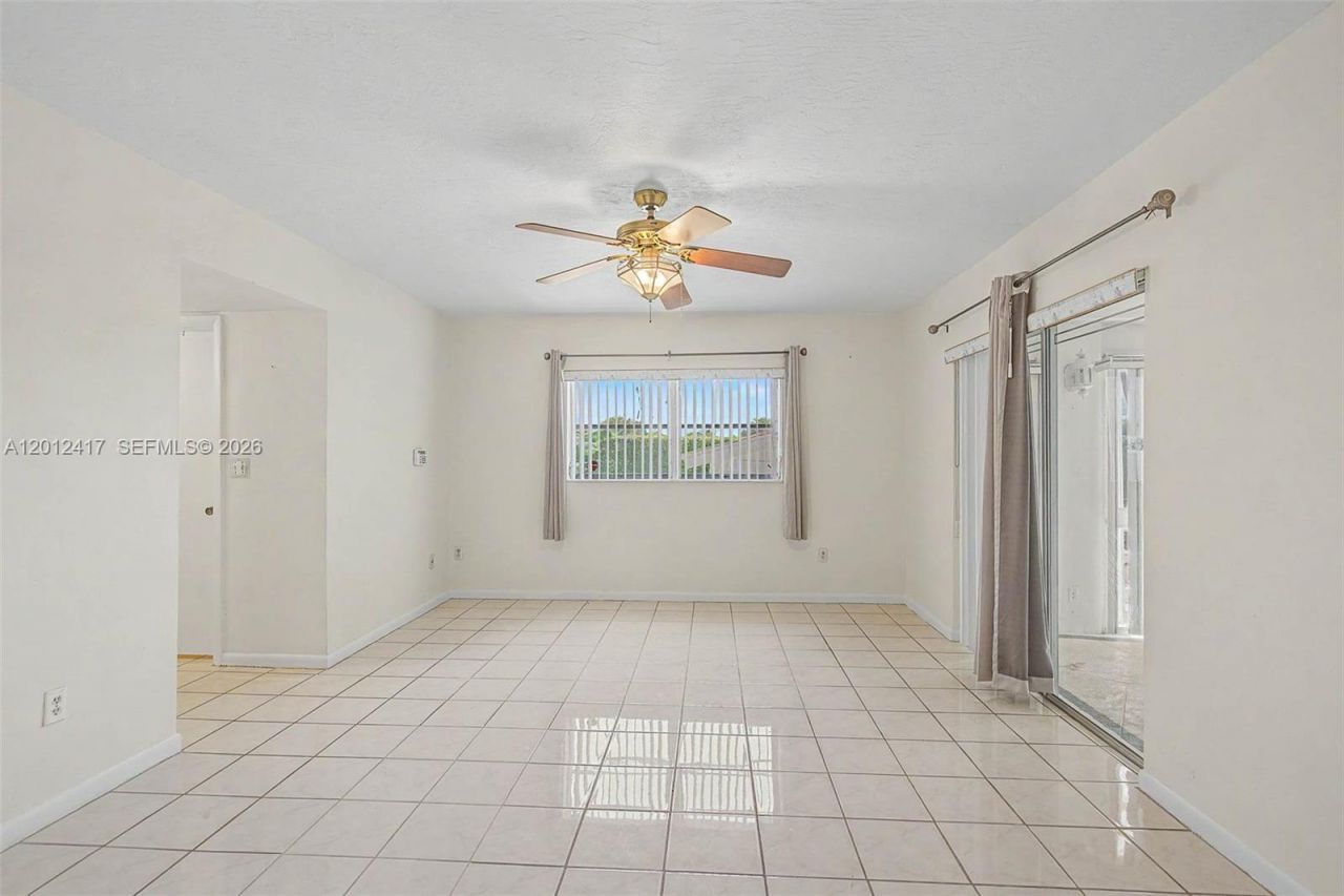 11380 SW 131st St, Miami, FL 33176 Photo