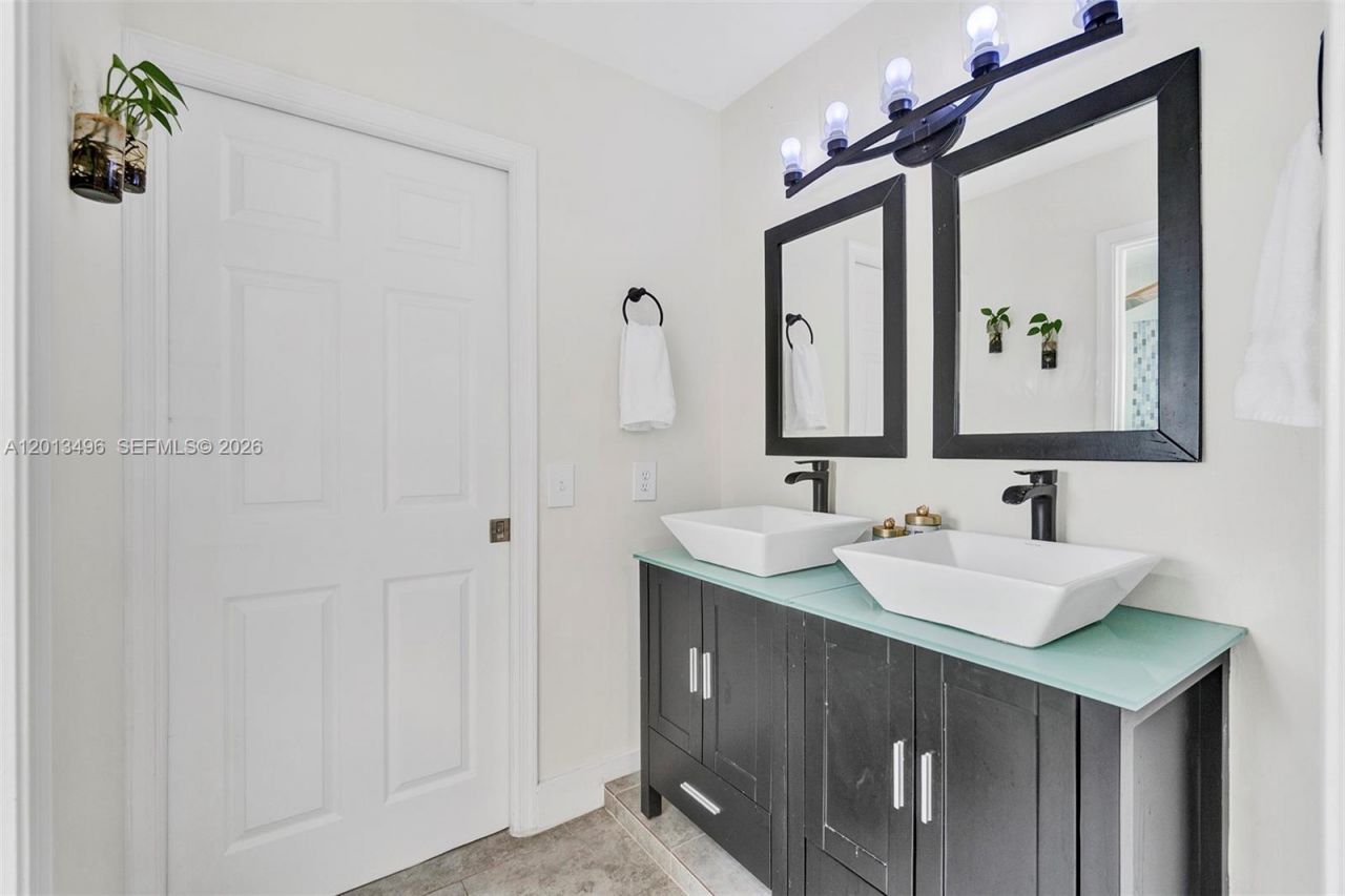 4133 NW 81st Ter , Coral Springs, FL 33065 Photo