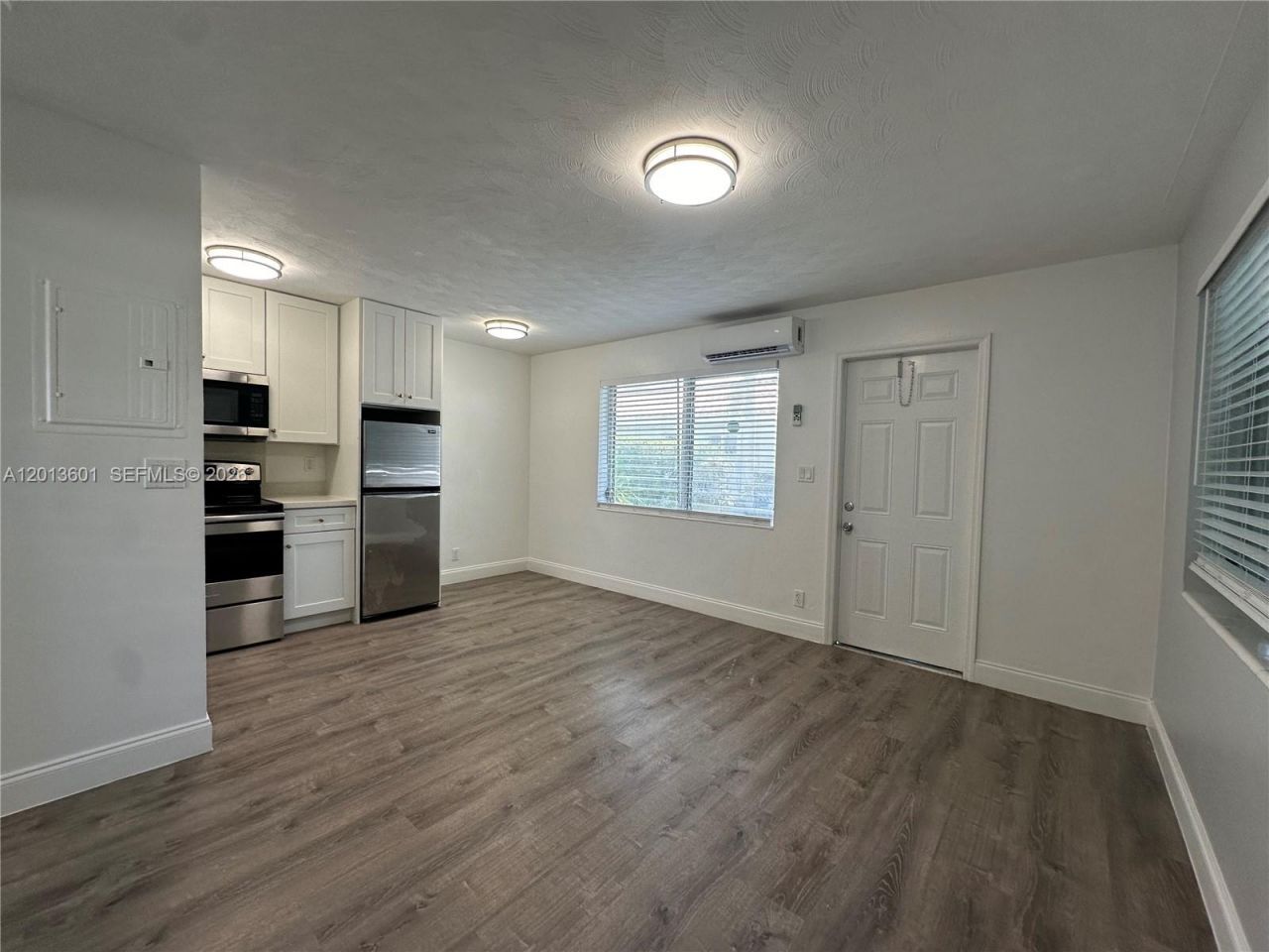 4246 Seagrape Dr, Unit 1, Lauderdale by the Sea, FL 33308 Photo