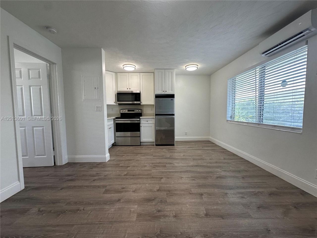 4246 Seagrape Dr, Unit 1, Lauderdale by the Sea, FL 33308 Photo